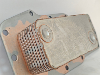 Diesel Engine 4bt 6bt Qsb5.9 Qsb59 Qsb6.7 Aluminum Plate Fin Heat Exchanger Bar Engine Oil Cooler Core 3975818