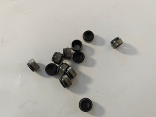 Weichai Genuine Valve Stem Seal 61800050151 P10 for Excavator Forklift Loader Bulldozer Mining Engine Parts